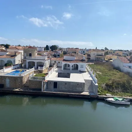 Lcdm Apartamento Vista Canal Y Piscina Comunitaria * Empuriabrava