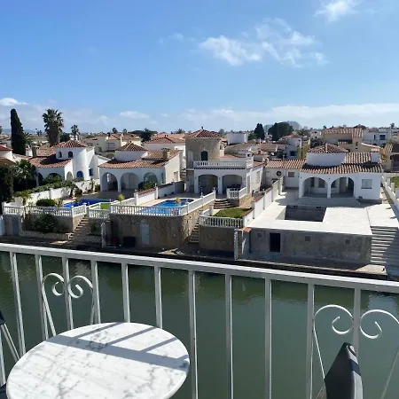 Lcdm Apartamento Vista Canal Y Piscina Comunitaria Apartment *