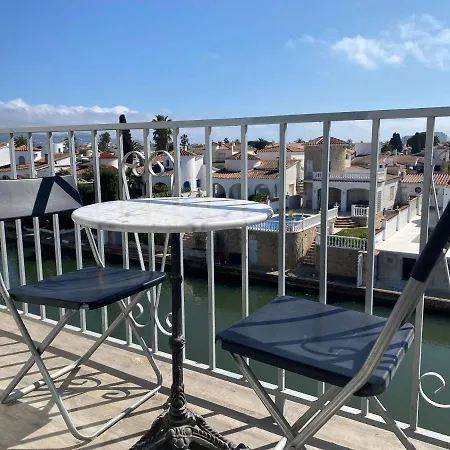 Lcdm Apartamento Vista Canal Y Piscina Comunitaria *